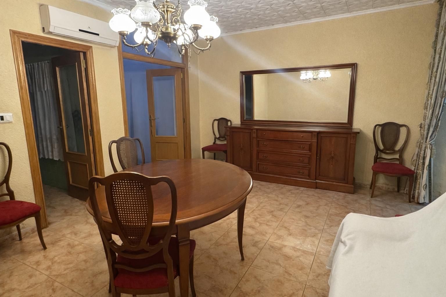 Erdgeschoss zum verkauf in Calle SANT PIUS X