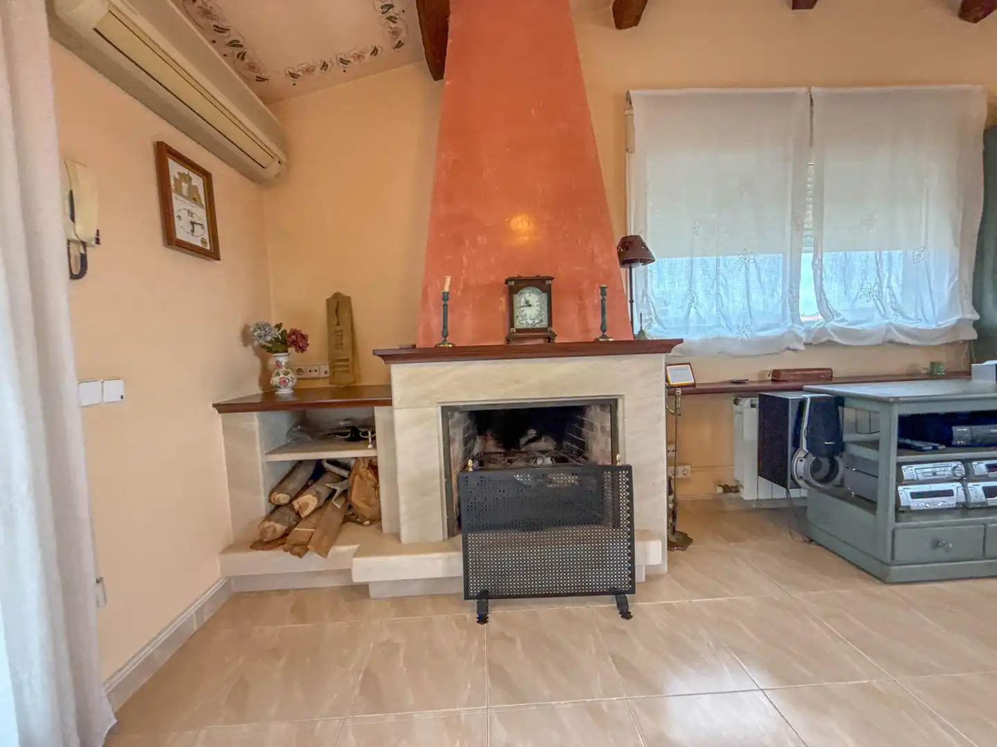 Sala de estar de Casa o chalet en venta en Martorell con Aire acondicionado, Calefacción y Terraza