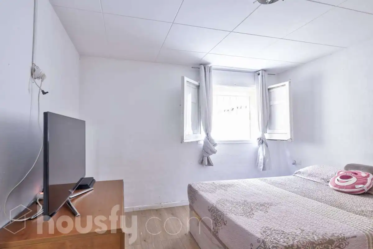 Habitación de Piso en venta en Barcelona con Parquet