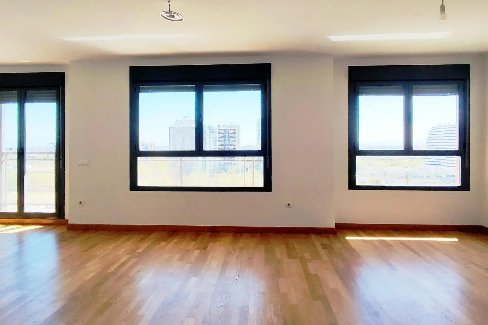 Flat with terrace for sale in Calle Pintor Joan de Ribera Berenguer, imagen 7