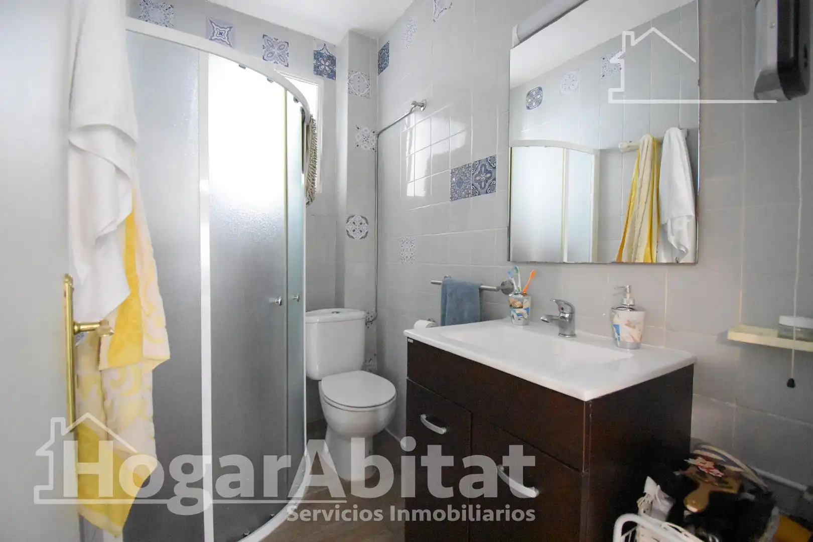 Bathroom of Attic for sale in Bellreguard  with Air Conditioner, Heating and Parquet flooring