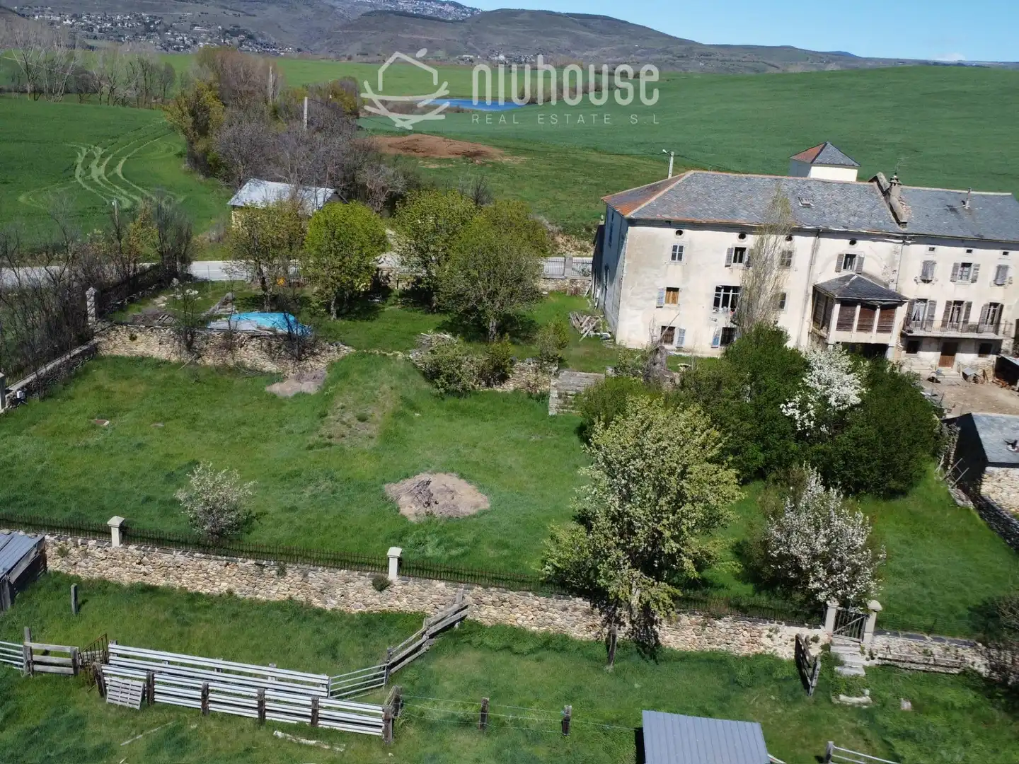 Landhaus zum Verkauf in Sainte - Léocadie, imagen 4
