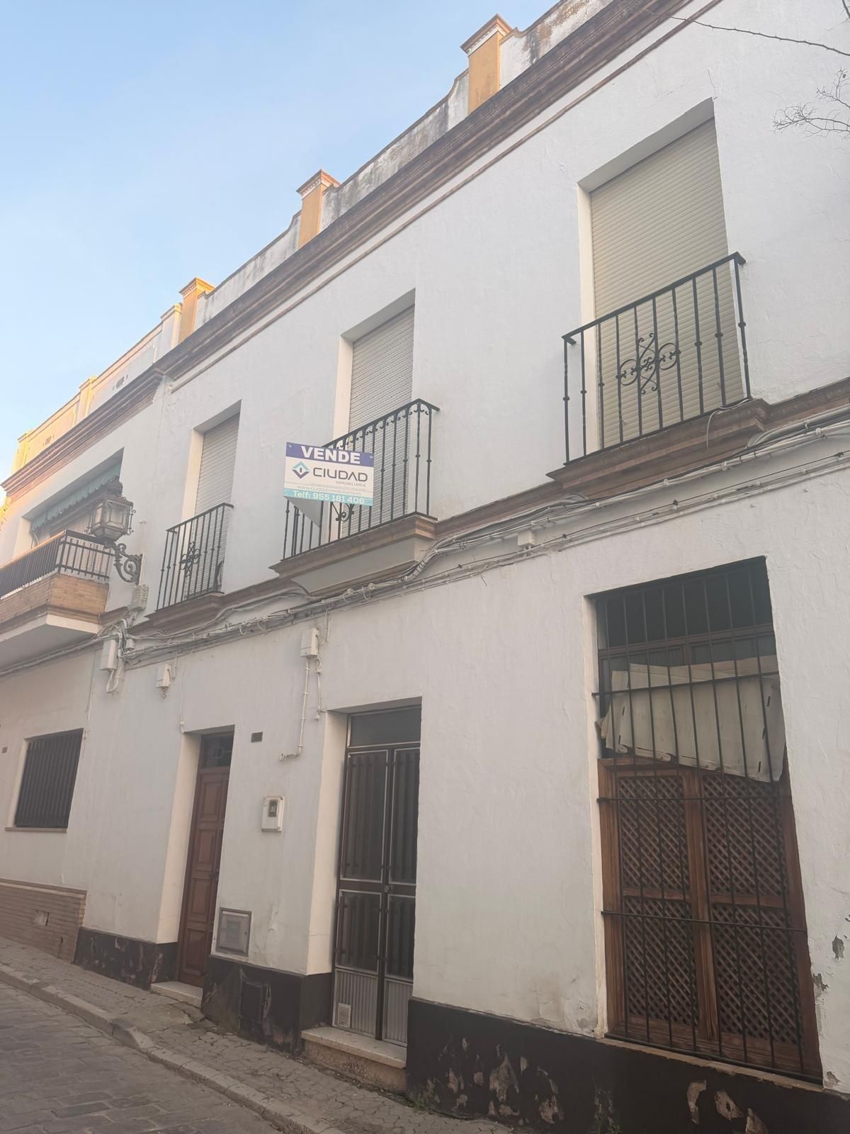 Vista exterior de Casa o xalet en venda en Morón de la Frontera