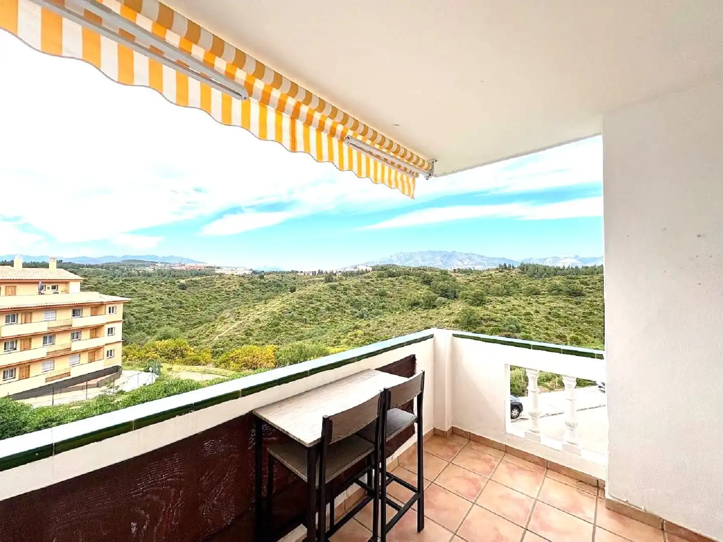 Apartament amb piscina en venda a El Faro de Calaburra - Chaparral, imagen 6