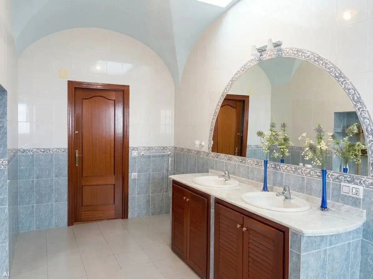Badezimmer von Gebäude zum Verkauf in Arroyo de San Serván, Badajoz
