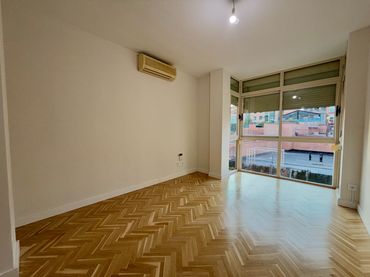Flat with pool for sale in Calle de Luis Mitjans