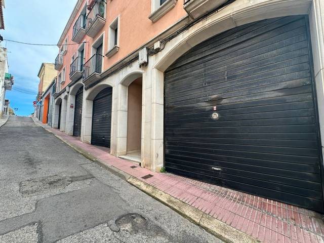 Local comercial en Alquiler en Carrer de la Lluna en Eixample