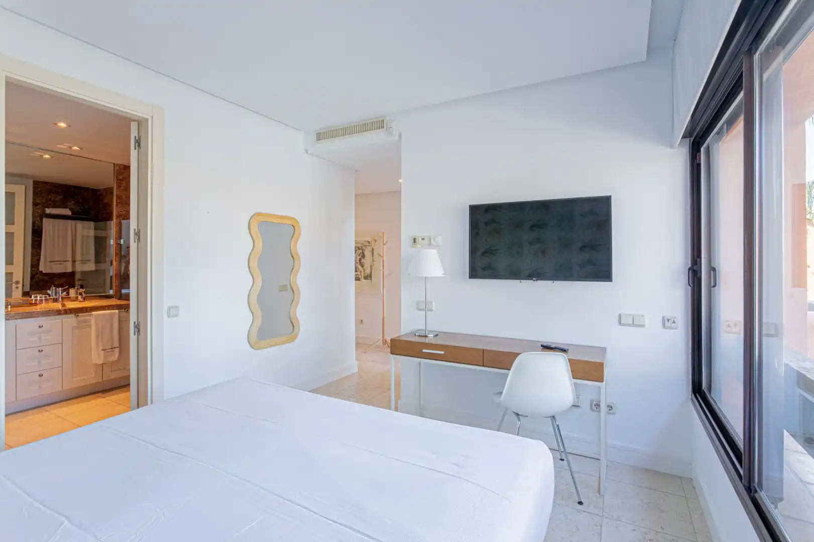 Dormitori de Apartament en venda en Chiclana de la Frontera amb Piscina comunitària