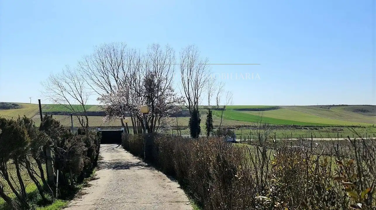 Casa o chalet en venta en Villares de la Reina con Calefacción, Amueblado y Horno