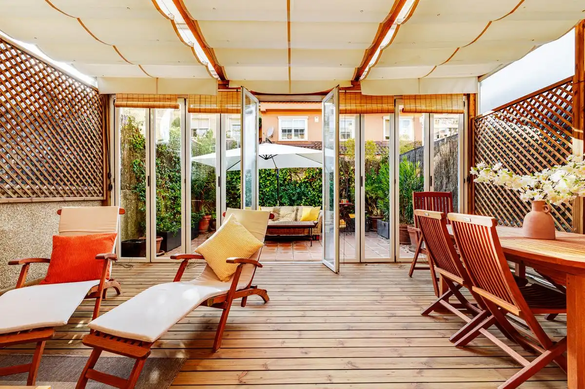 Maison mitoyenne avec terrasse à vendre à Calle de la Bahía de Santander, imagen 2
