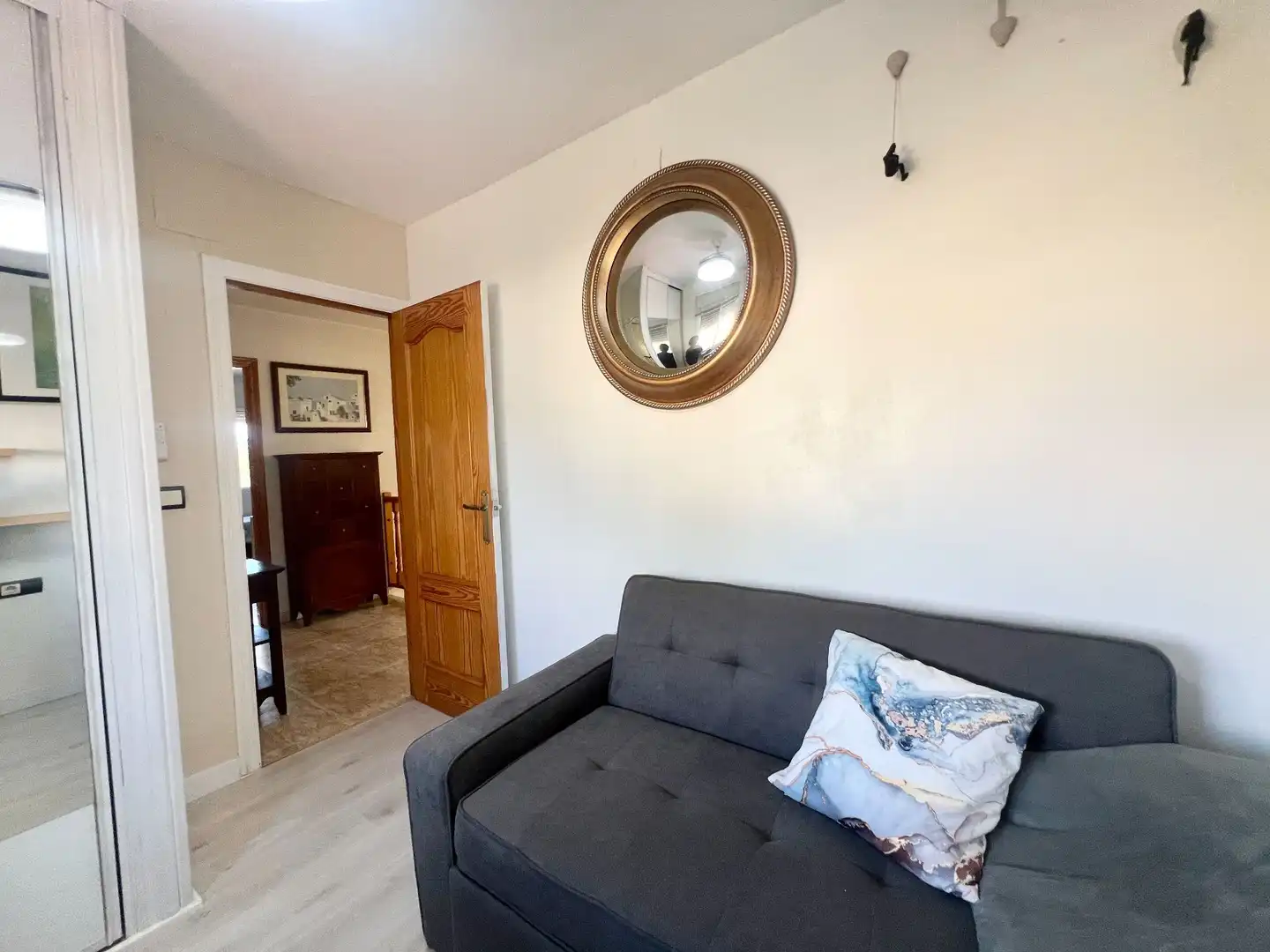 Wohnzimmer von Einfamilien-Reihenhaus zum Verkauf in San Vicente del Raspeig / Sant Vicent del Raspeig mit Klimaanlage, Heizung und Privatgarten