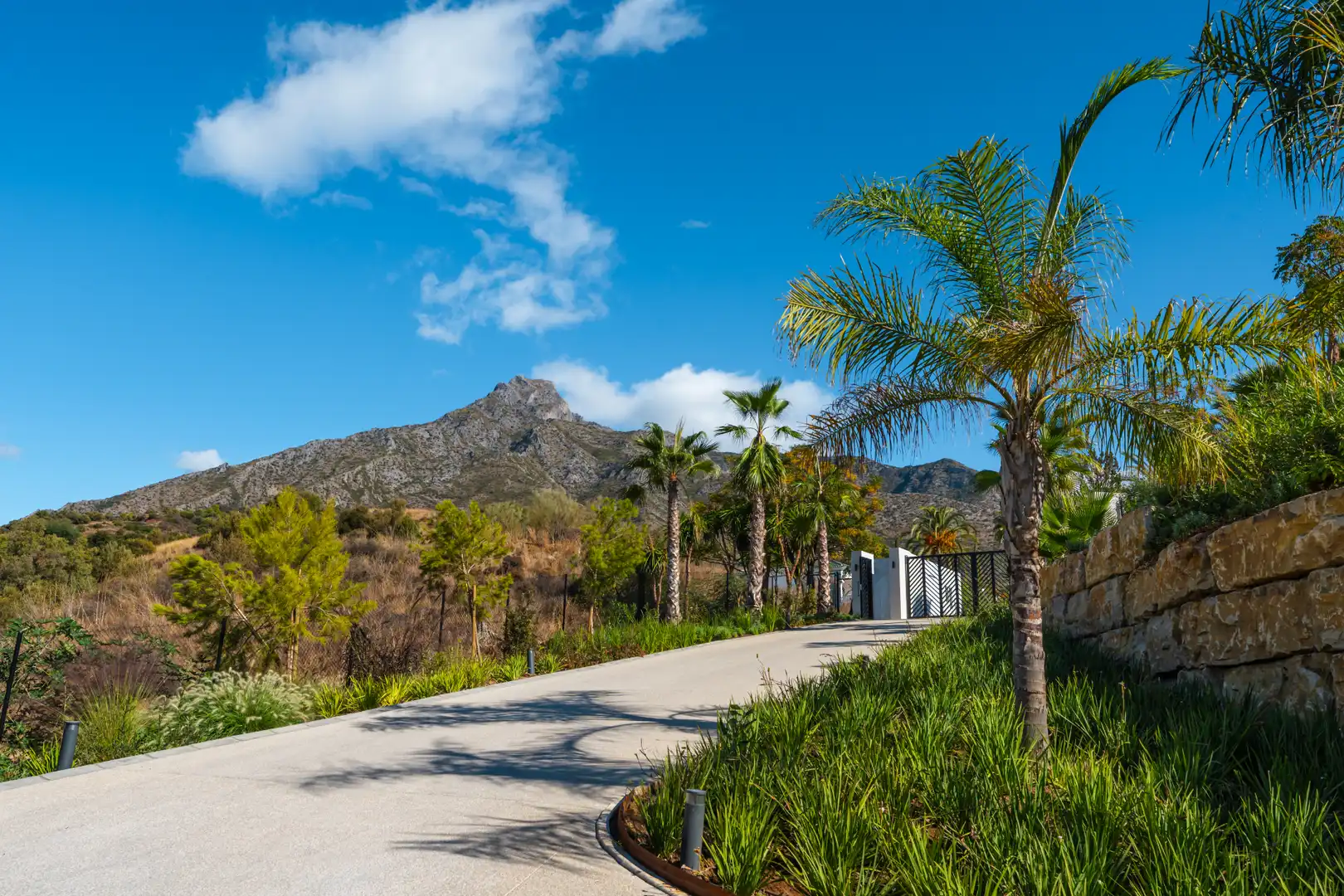 Villa mit Terrasse zum Verkauf in Urbanización Marbella Hill Club 18A, imagen 11