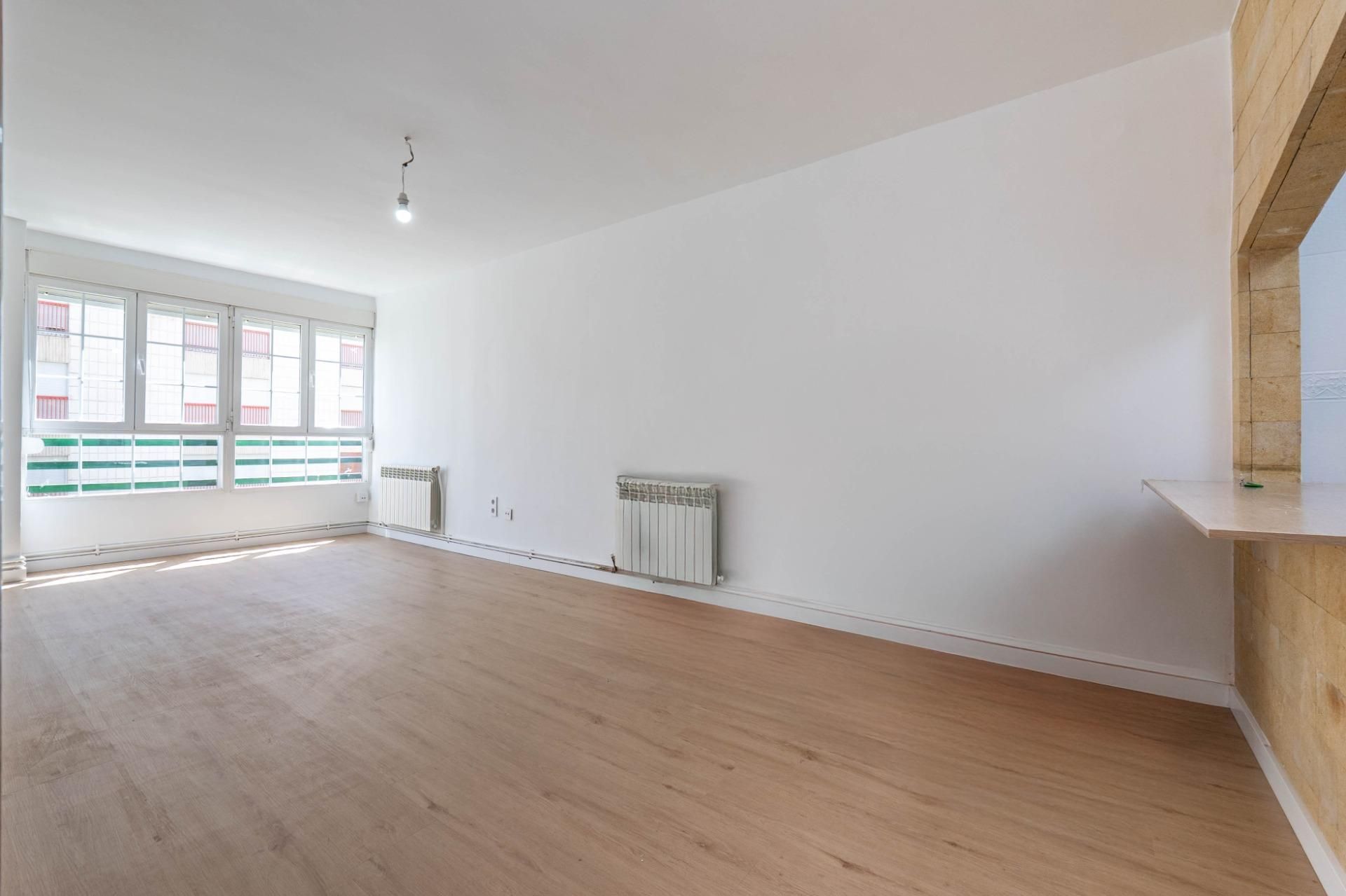 Flat for sale in  MERCEDES GAIBROIS, 10, Castaño - Mirasierra