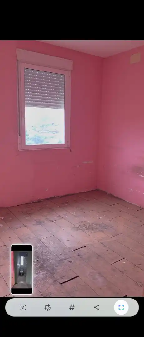 Dormitori de Casa o xalet en venda en Vigo  amb Jardí privat, Terrassa i Balcó