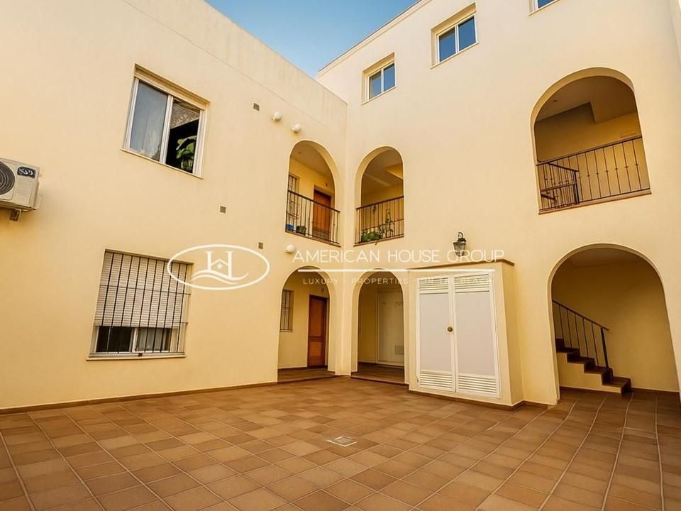 Vista exterior de Piso en venta en Chiclana de la Frontera con Amueblado y Balcón