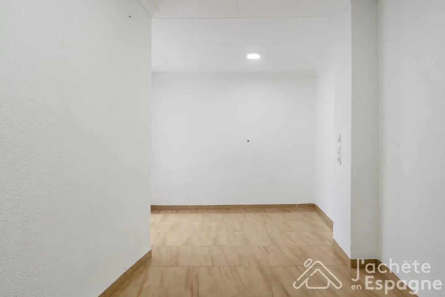 Planta baixa en venda en Algemesí amb Aire condicionat, Terrassa i Traster