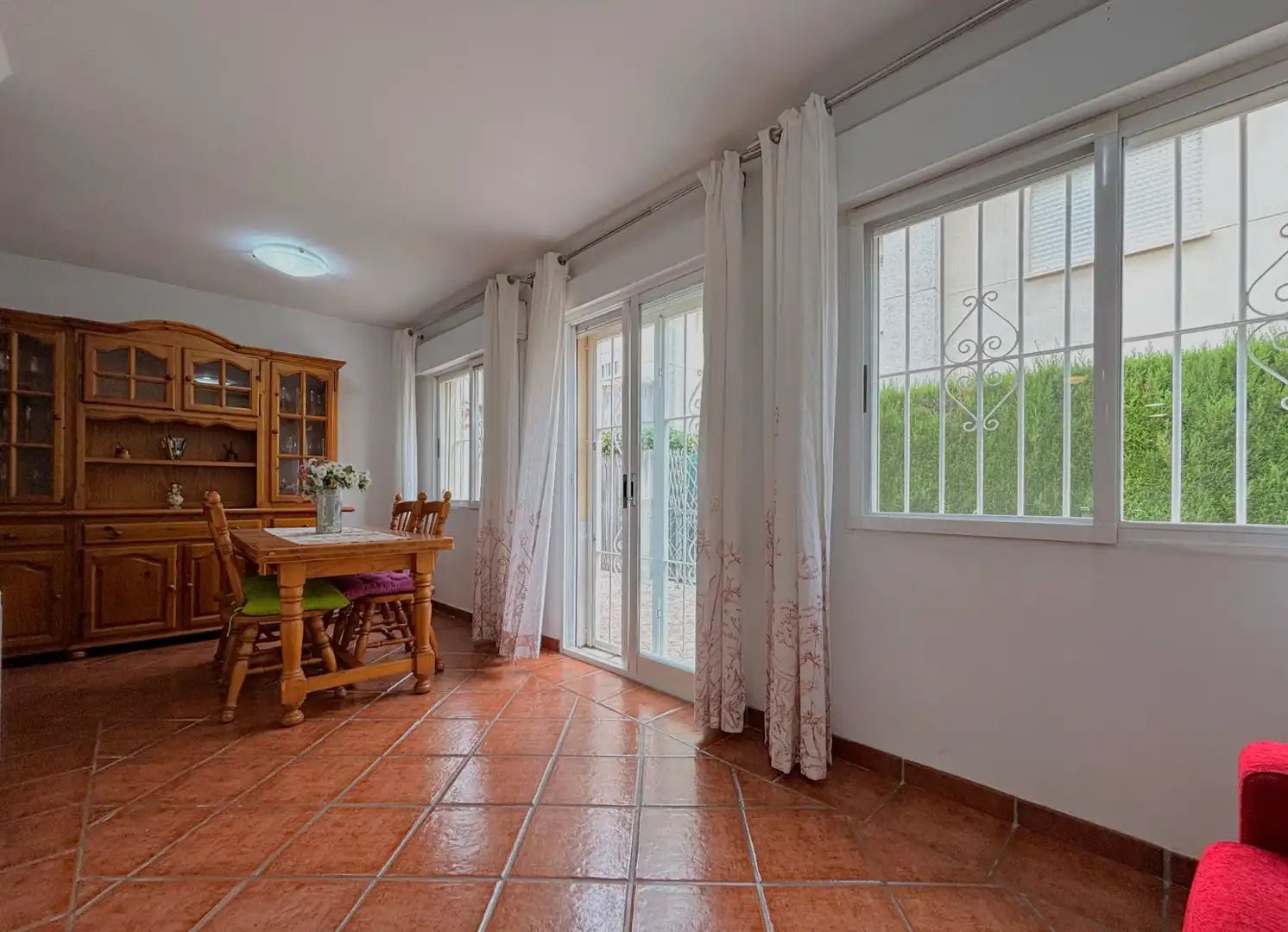 Detached homes for sale in Carrer Zarauz, El Grao