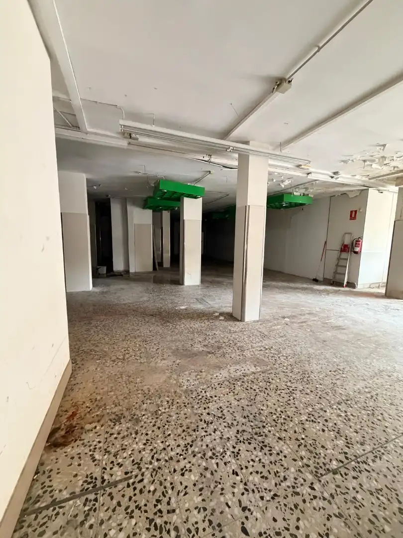 Local comercial en venta en Centre - Estació, imagen 21