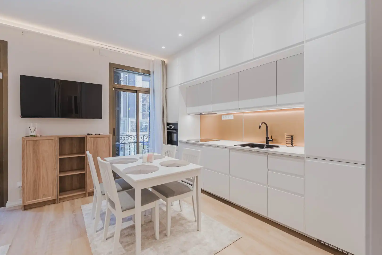 Flat with terrace for sale in Carrer de València, imagen 8