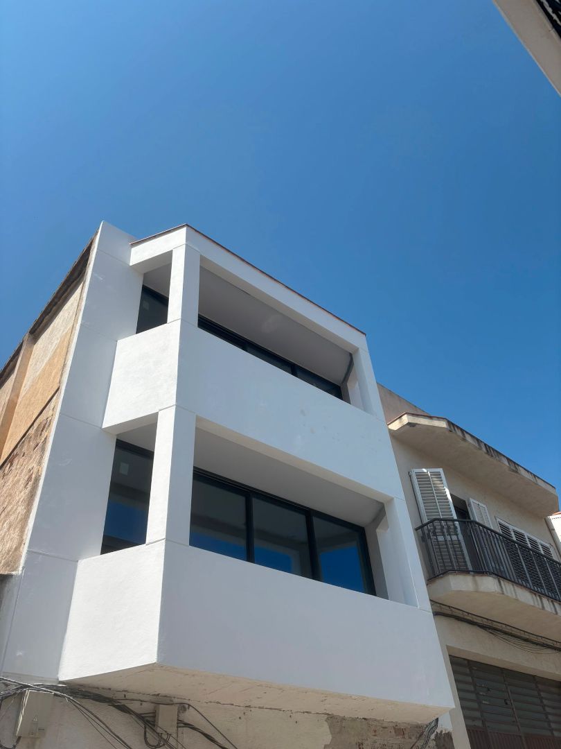 Exterior view of Flat to rent in Pineda de Mar  with Air Conditioner, Furnished and Oven