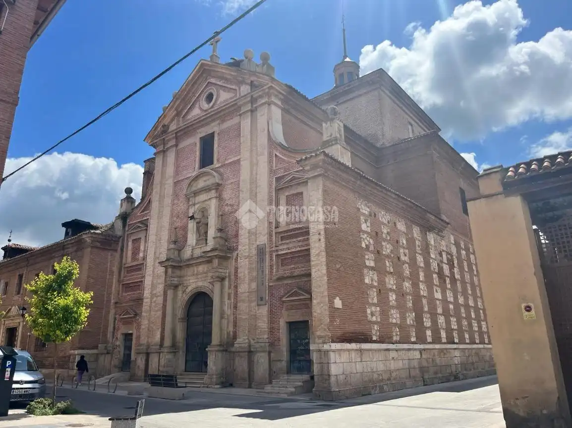 Vista exterior de Piso en venta en Alcalá de Henares con Aire acondicionado, Calefacción y Terraza