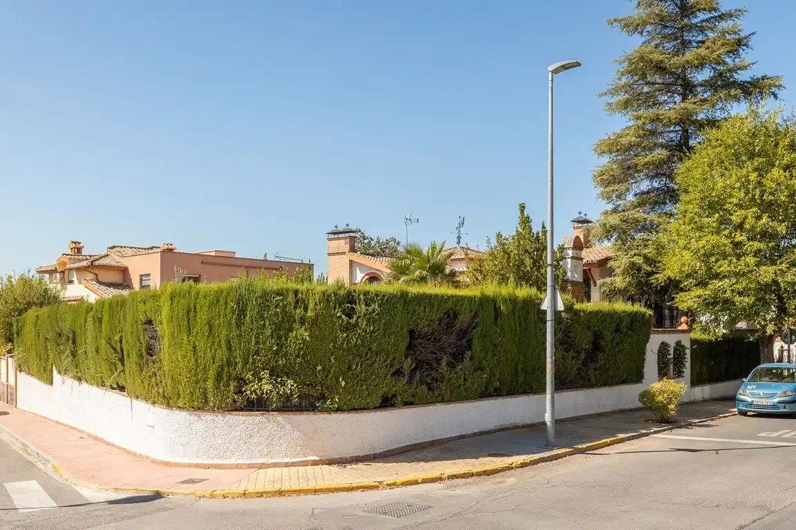Casa o chalet en venta en Avenida Monteluz, Peligros
