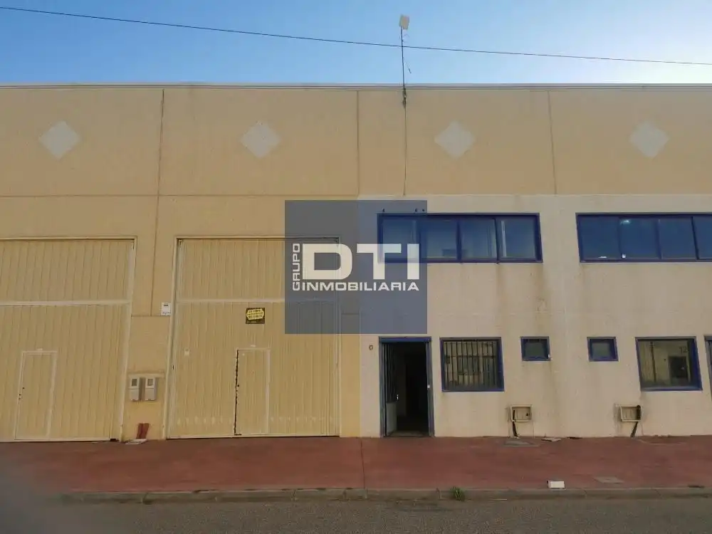 Exterior view of Industrial buildings for sale in Burguillos