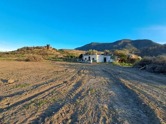 Finca rústica en Venta en Lugar Carretera de Almeria en Canjáyar
