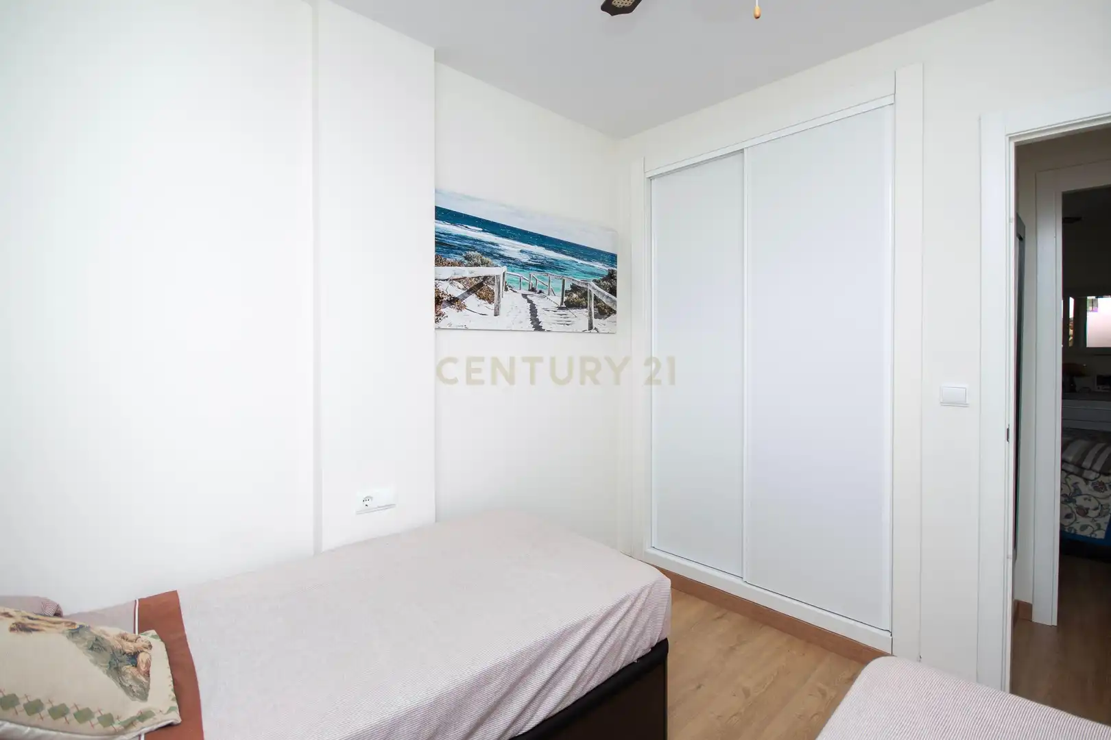 Habitación de Apartamento en venta en Mutxamel con Aire acondicionado, Trastero y Piscina