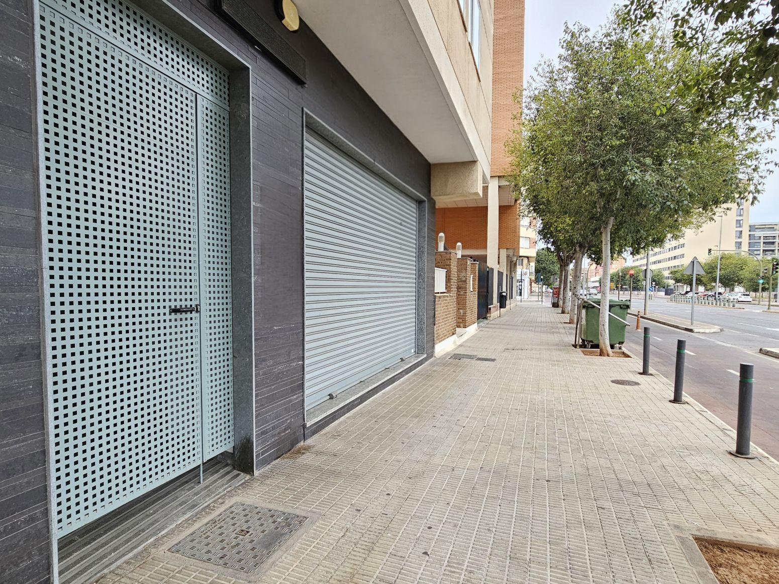 Vista exterior de Local en venda en Castellón de la Plana / Castelló de la Plana amb Terrassa