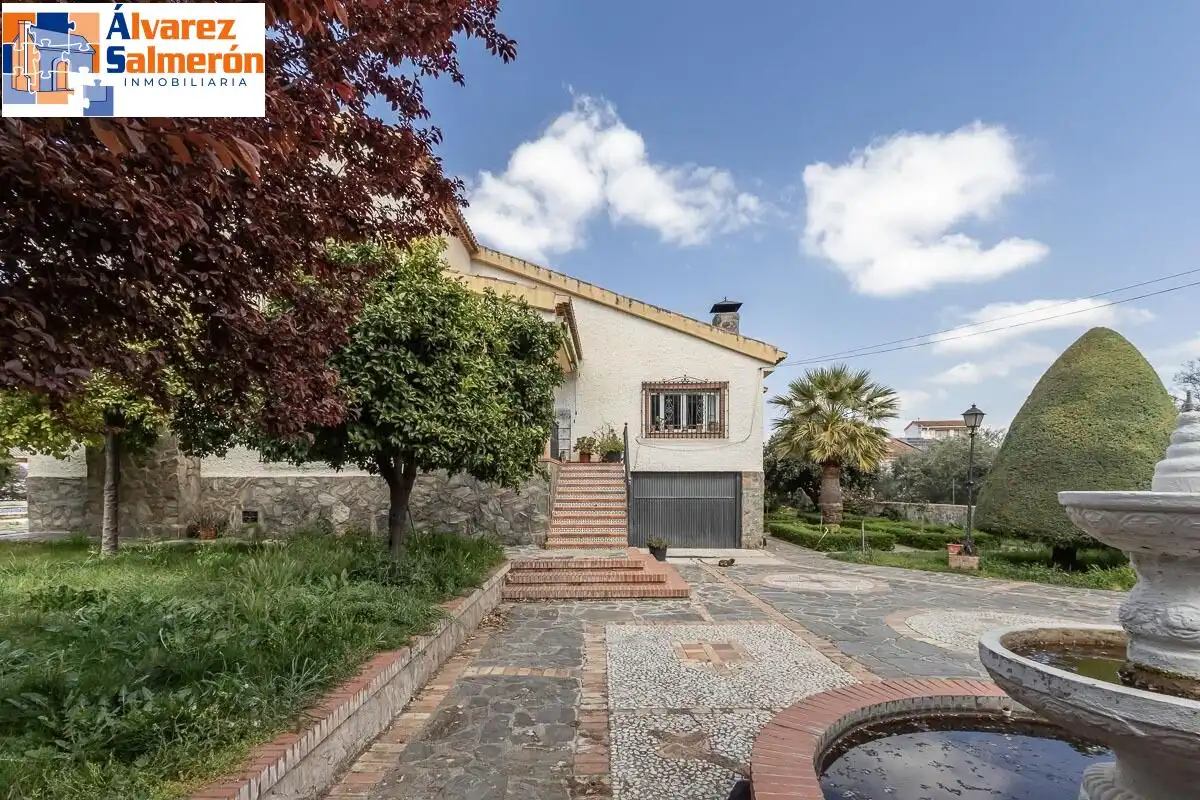 Casa amb piscina en venda a Calle Geranio, imagen 49