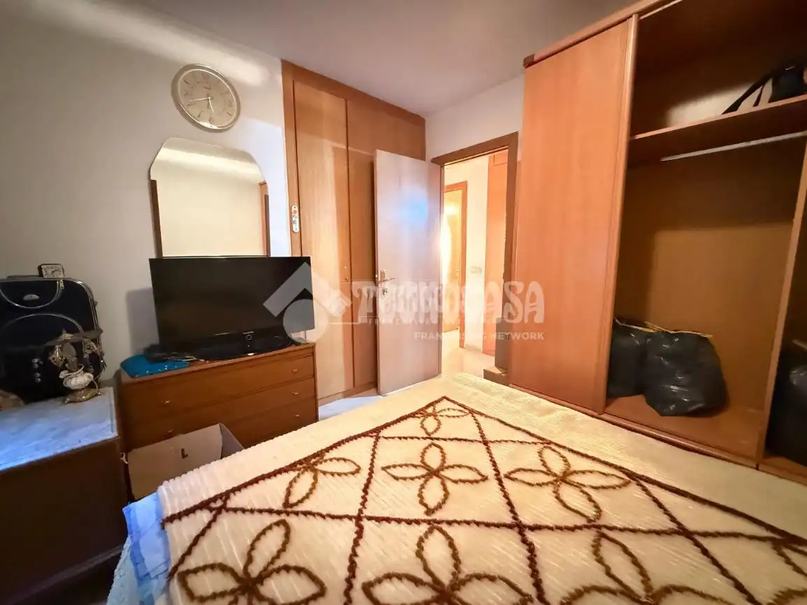 Bedroom of Flat for sale in Coslada  with Air Conditioner, Heating and Storage room