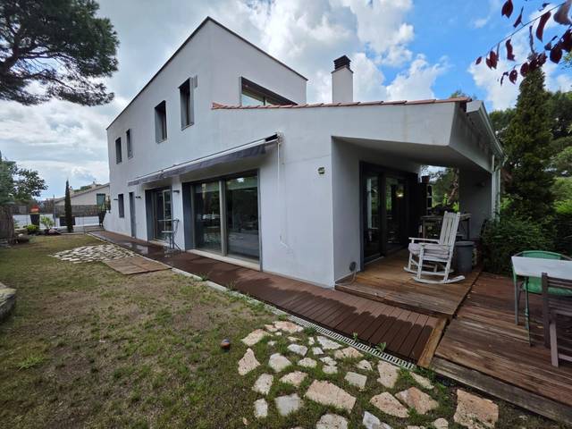 Casa-chalet en Venta en Castellolí
