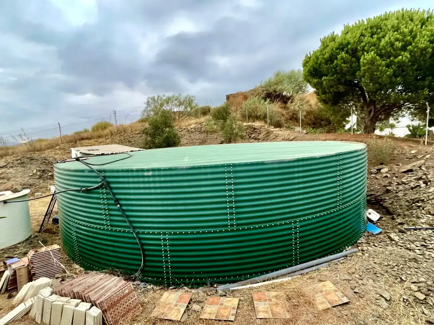 Vista exterior de Finca rústica en venda en Vélez-Málaga amb Jardí privat, Parquet i Piscina