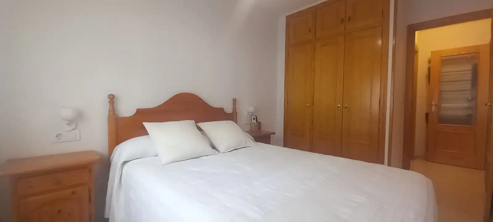 Habitación de Apartamento de alquiler en Gandia con Aire acondicionado, Calefacción y Amueblado
