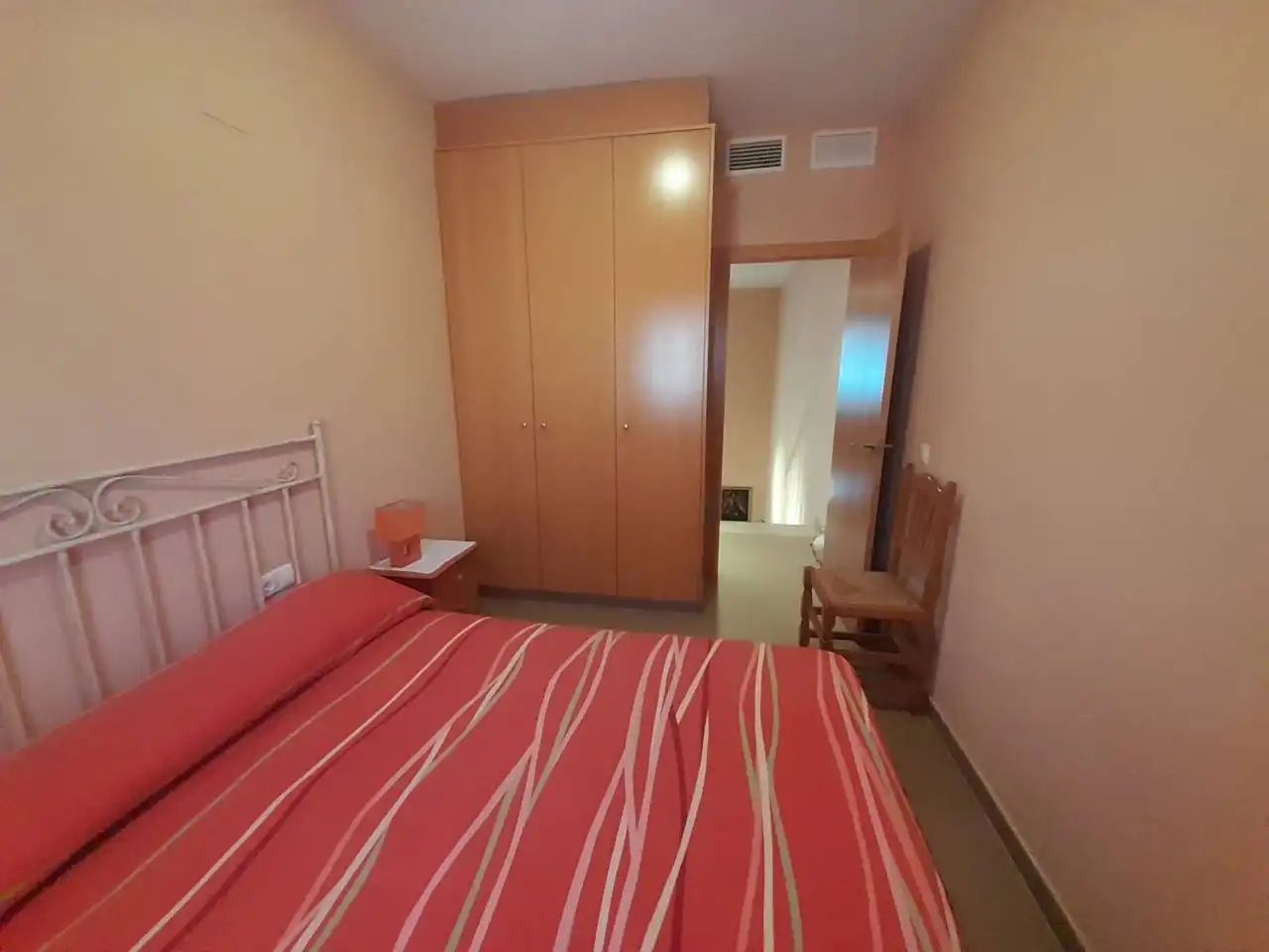 Habitación de Casa adosada en venta en Alborache
