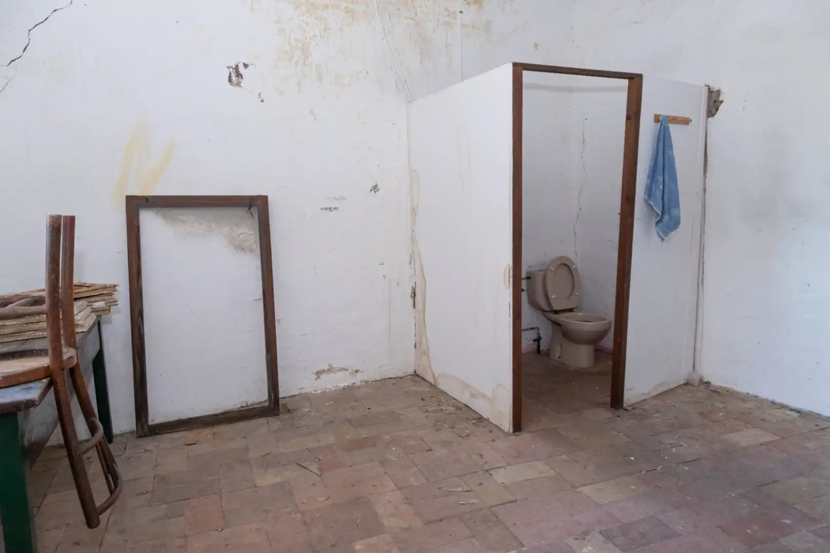 Badezimmer von Country house zum Verkauf in Pals mit Terrasse