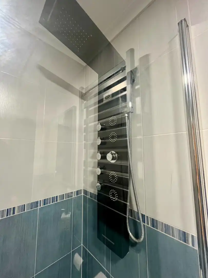 Bathroom of Flat for sale in Elche / Elx  with Air Conditioner, Heating and Furnished