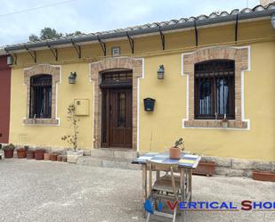Exterior view of House or chalet for sale in Villena  with Air Conditioner and Heating