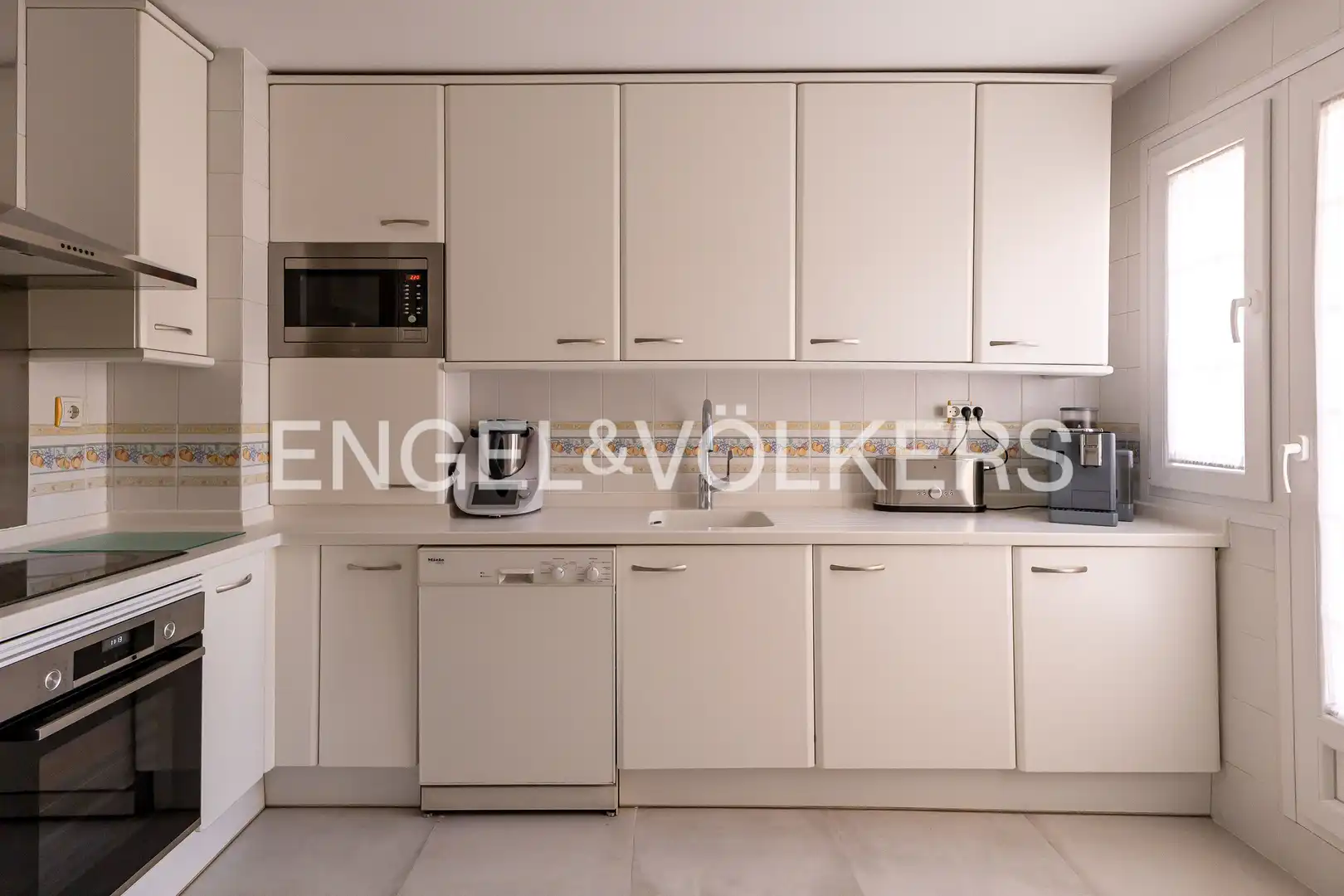 Houses for sale in Calle Bahia de Santander, Corralejos - Campo de las Naciones