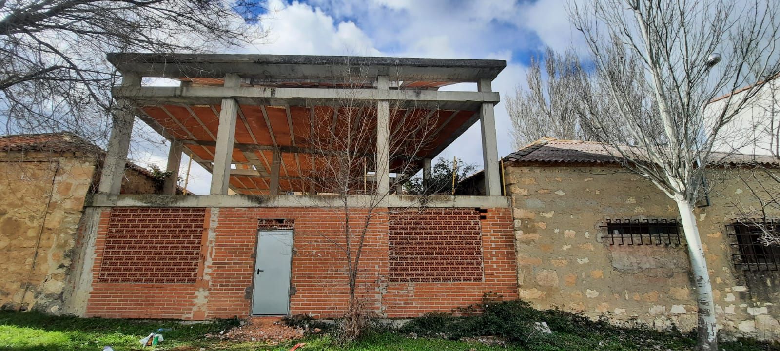 Exterior view of Single-family semi-detached for sale in Vegas de Matute  with Terrace