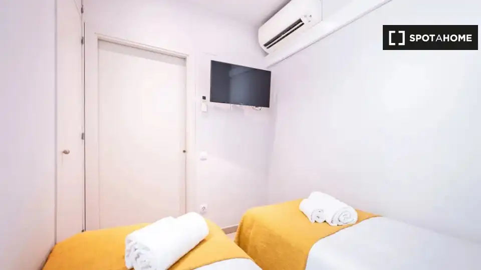 Flat with terrace to rent in Eixample, imagen 11