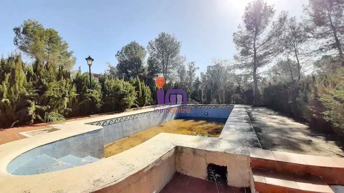 Piscina de Casa o xalet en venda en Santa Cruz de Mudela