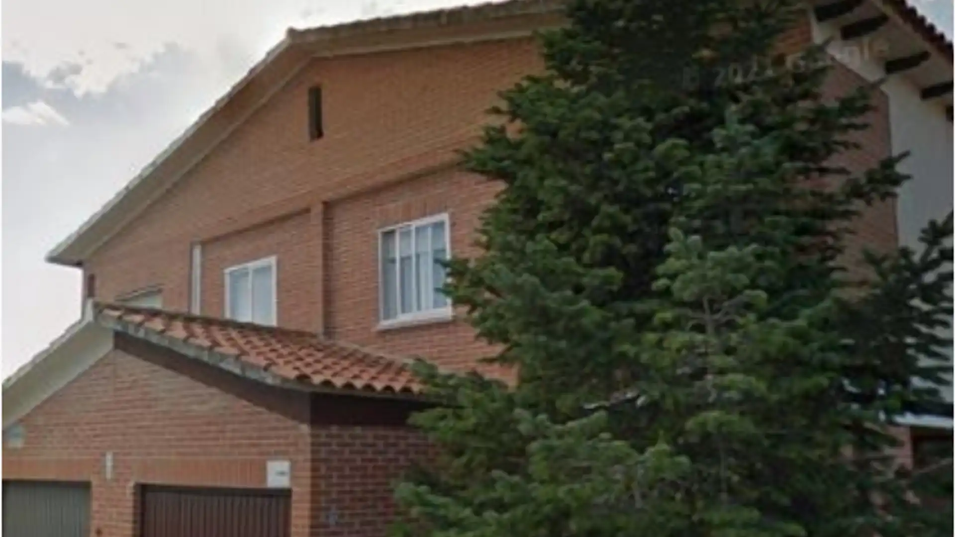 Vista exterior de Piso en venta en Alcabón