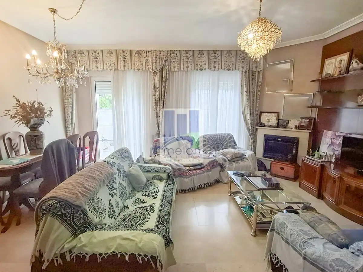 Sala de estar de Casa o chalet en venta en Alfoz de Quintanadueñas con Trastero