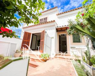 Vista exterior de Casa adosada de lloguer en  Palma de Mallorca amb Aire condicionat, Calefacció i Jardí privat