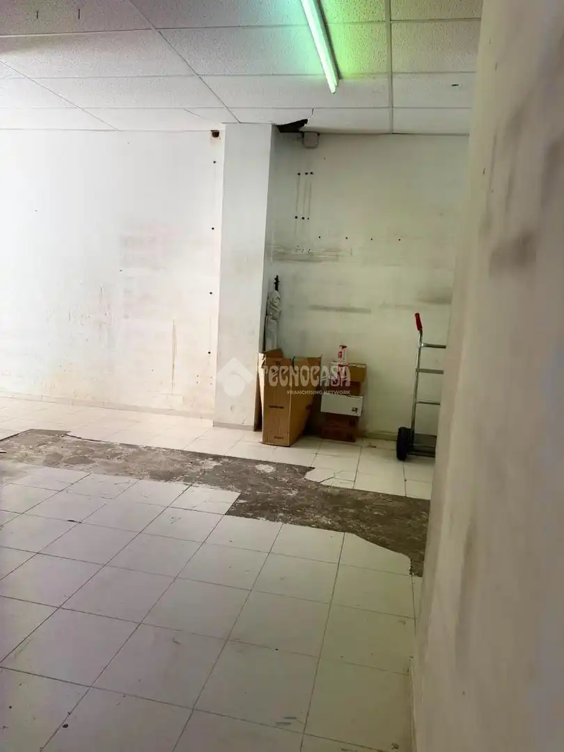 Local comercial en venda a Sur, imagen 9
