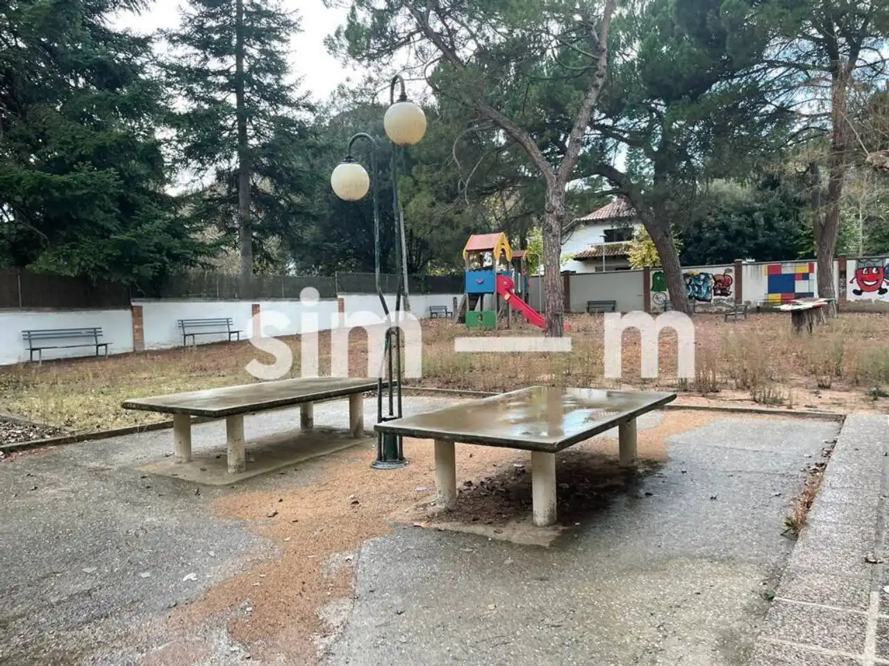 Gebäude zum Verkauf in Tona