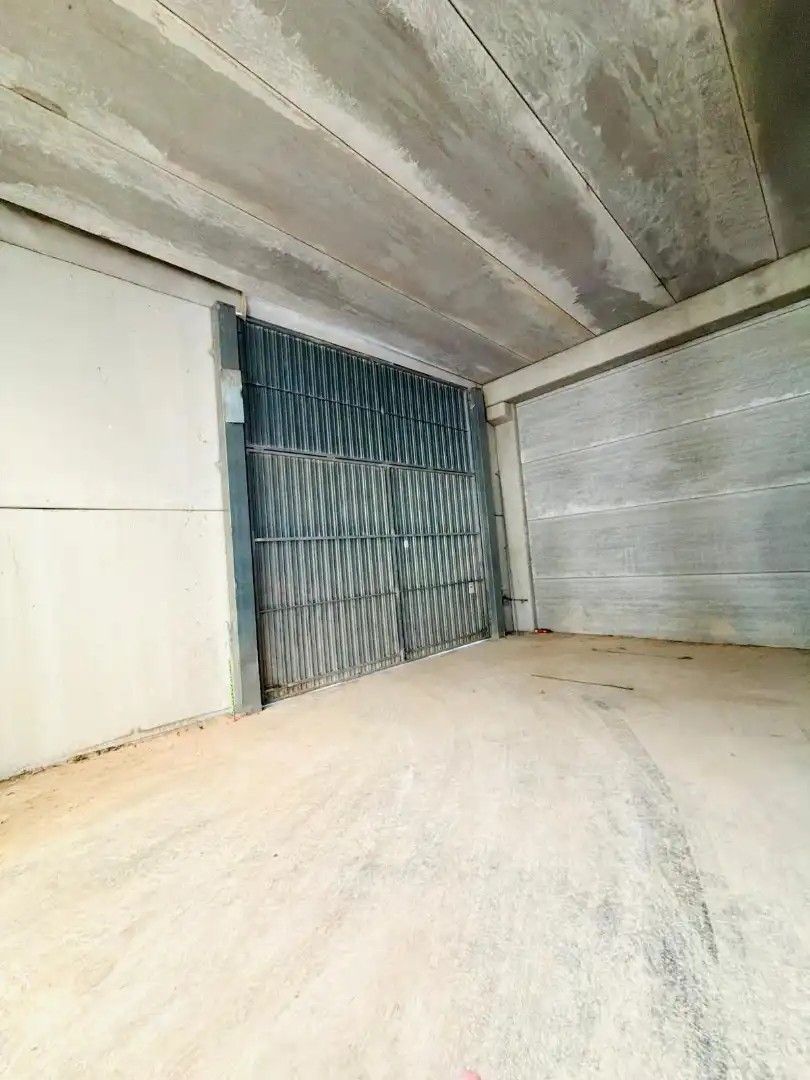 Parkplatz von Fabrikhallen zum Verkauf in Santa Coloma de Queralt