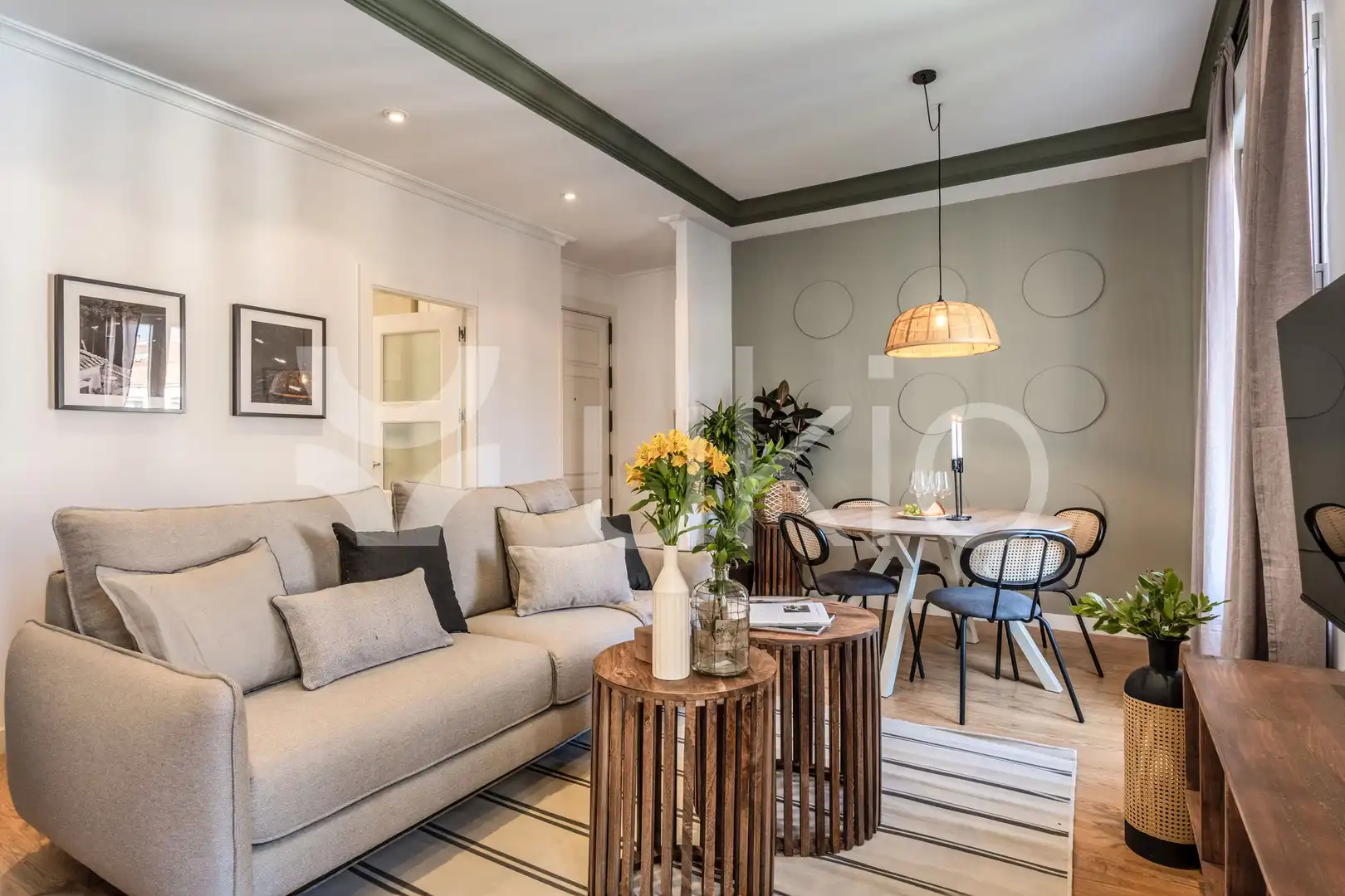 Sala de estar de Apartamento de alquiler en Madrid con Aire acondicionado, Calefacción y Amueblado